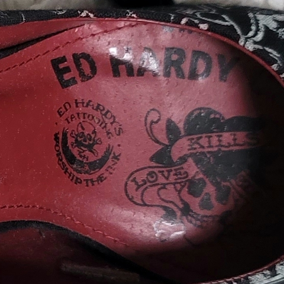 Ed Hardy Vintage Ink Love Kills Slowly Black Canvas Pump Stiletto Heel Size 6 - Picture 6 of 8